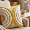 Modern Tufted Cushion Feature Guidee